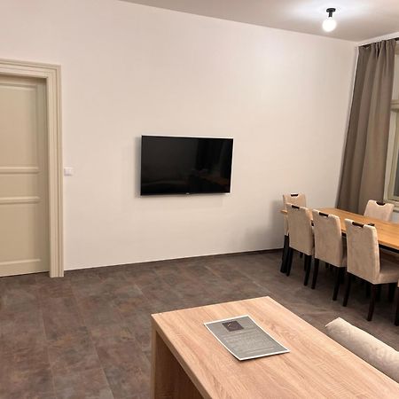 Pearl Bee Deluxe Suites Plzeň Dış mekan fotoğraf