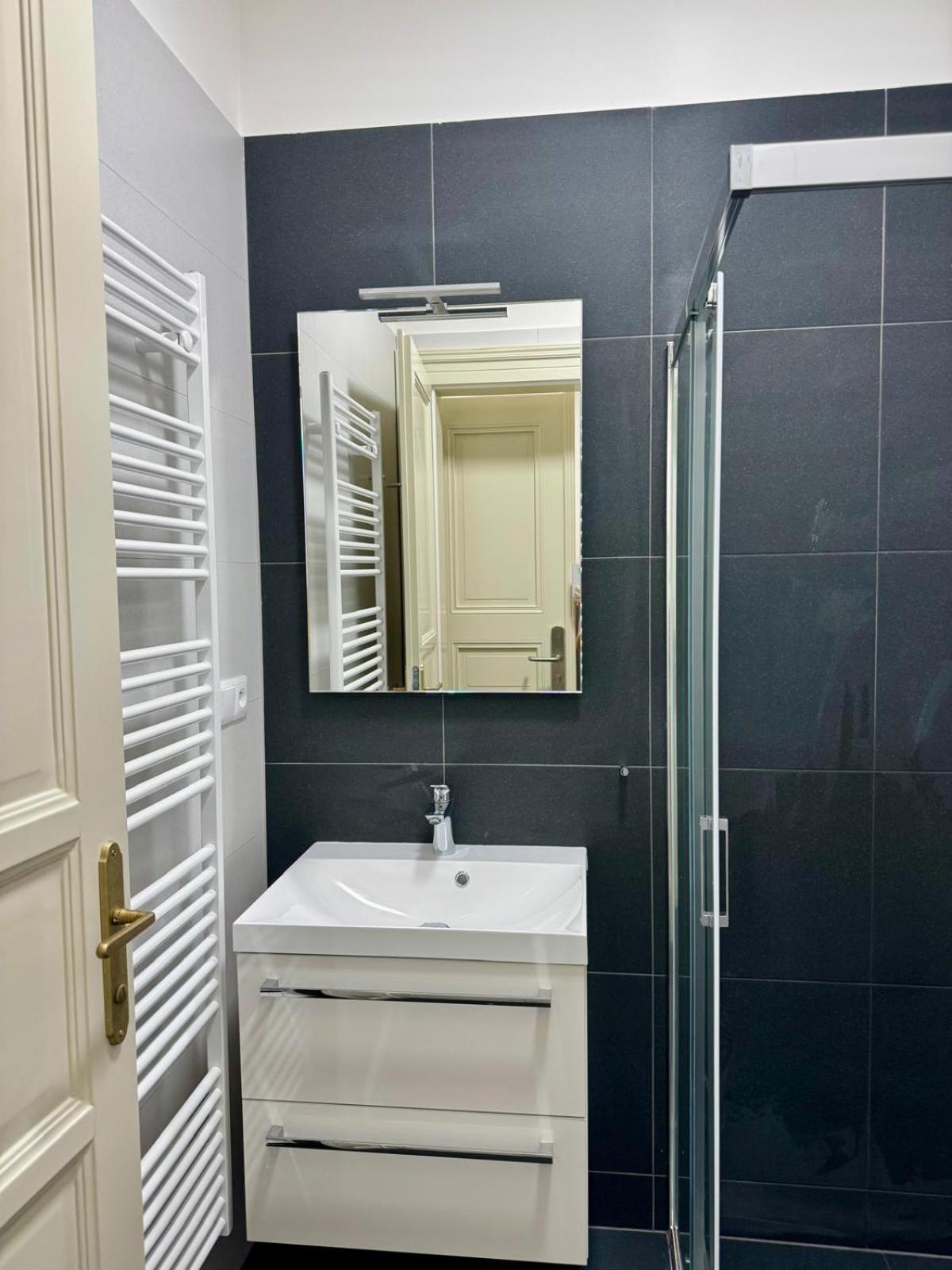 Pearl Bee Deluxe Suites Plzeň Dış mekan fotoğraf